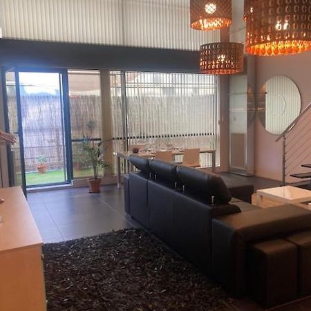 Apartamento Tipo Loft Madrid Bagian luar foto
