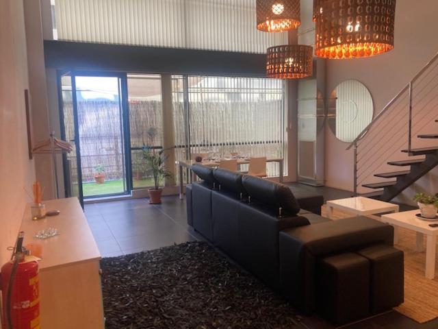 Apartamento Tipo Loft Madrid Bagian luar foto