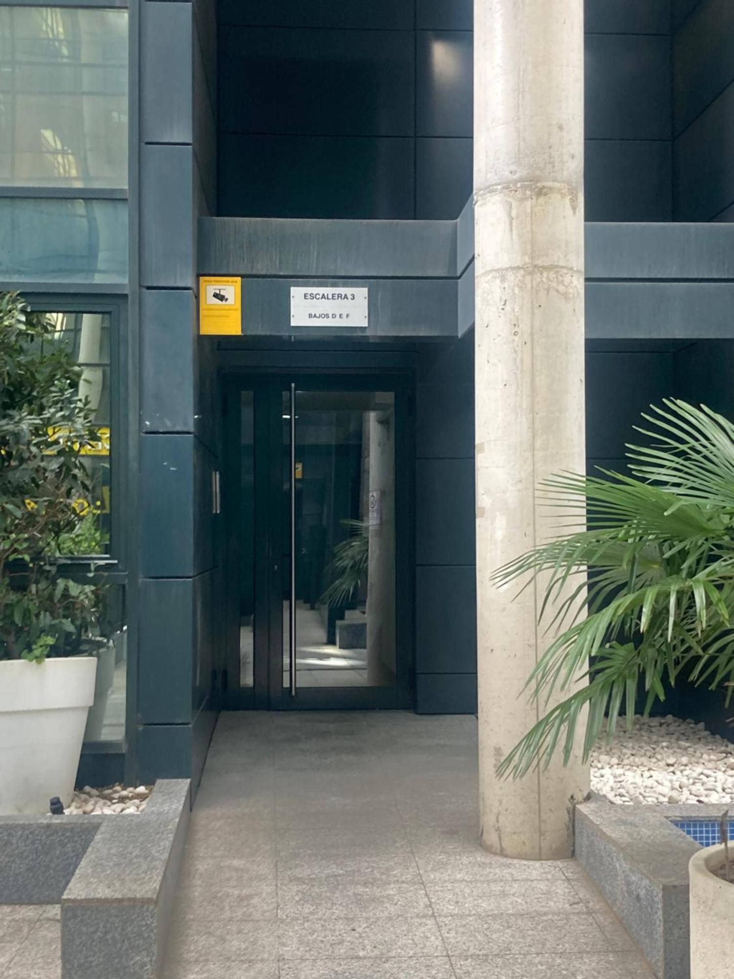 Apartamento Tipo Loft Madrid Bagian luar foto